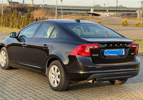 Volvo S60 cena 27000 przebieg: 298000, rok produkcji 2012 z Uniejów małe 56